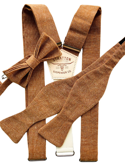 Men’s roasted pecan brown linen bow tie and suspenders set featuring both pre-tied and self-tie bow tie options—ideal for rustic weddings, fall groomsmen outfits, or earthy formalwear.